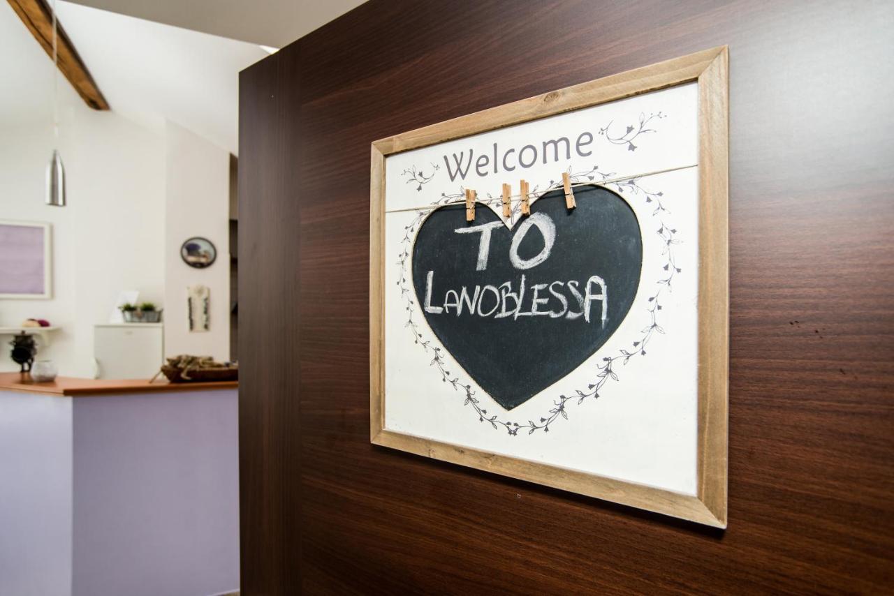 Lanoblessa Apartment ปราก ภายนอก รูปภาพ